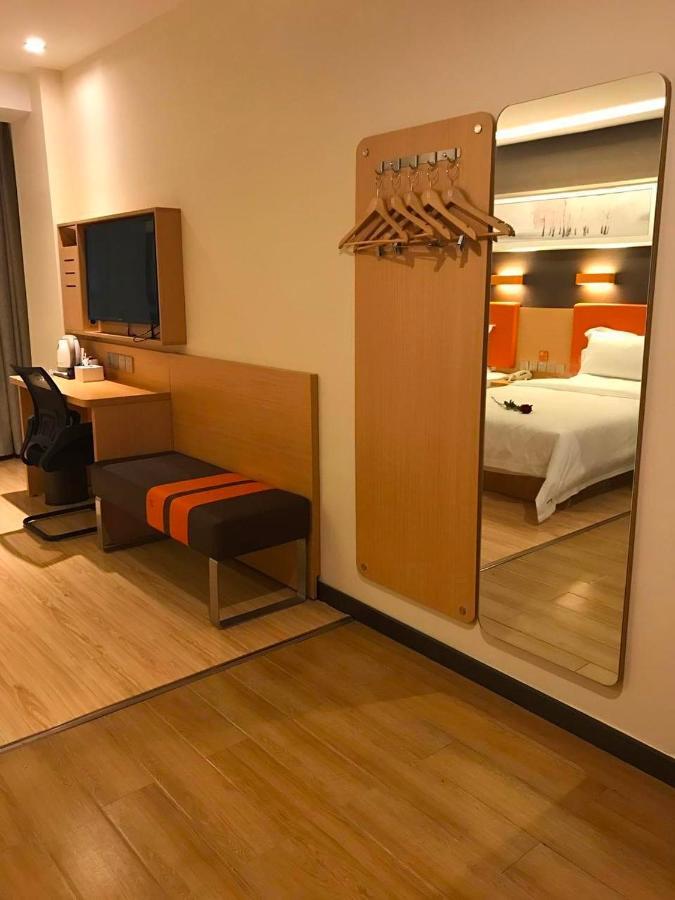 Отель 7 Days Premium Chongqing Jiangbei International Airport Branch Экстерьер фото